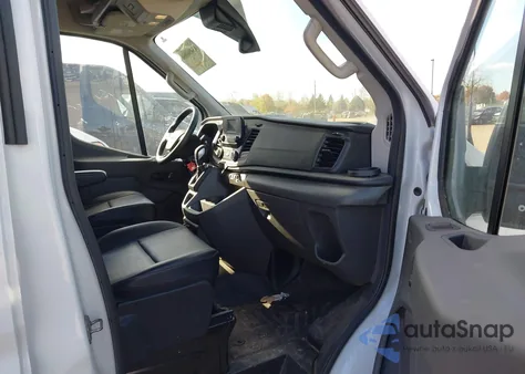 2023 Ford Transit-250 z USA, uszkodzony, nr VIN 1FTBR1C84PKA39341